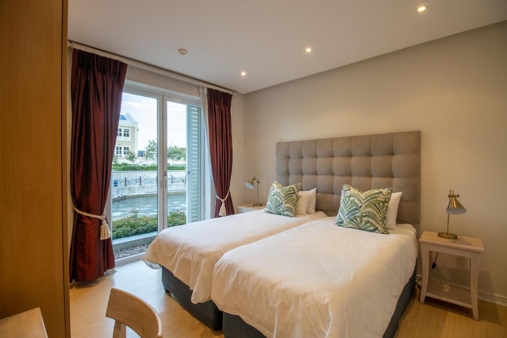 Waterfront Village Cape Town Bagian luar foto